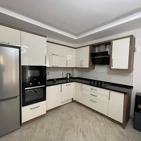 Stylish Ground Floor 3-bed In Dalyan Appartamento